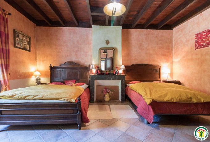 31G100358-e5dcefc4d479475fb637f45b1d44dee3