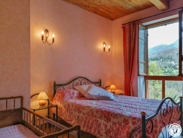 31G100360-4030b26f90674e078ca595578828de94