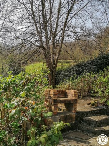 31G100360-63e88710afa34e8abb94f76647739838