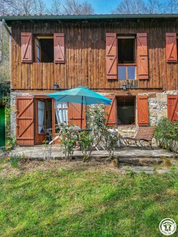 31G100360-df953b97f2844da1bdf091a020acb9a9