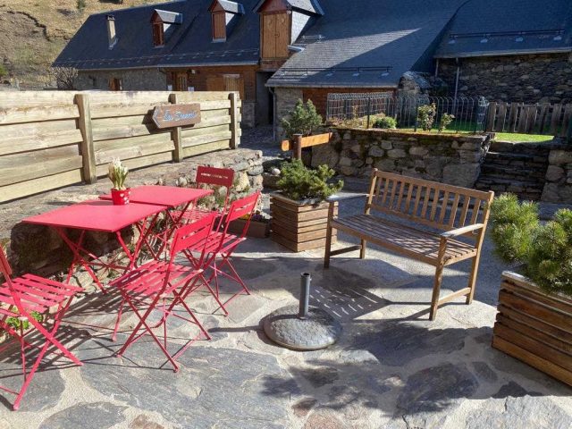 31G100375-06f795069f6342c6812bfa8f9907fe3e