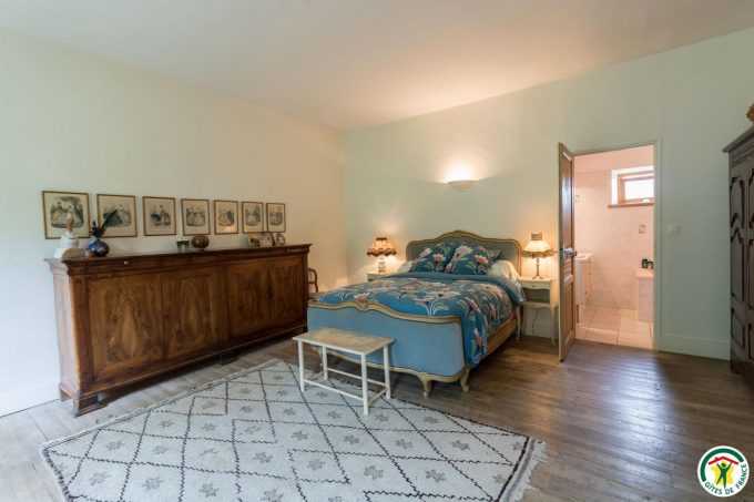 31G100403-64f43f29b59c4a1fb09e36d89037c0f7