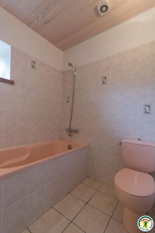 31G100403-7b74d828ee7a4c38bed4fbc256e460da