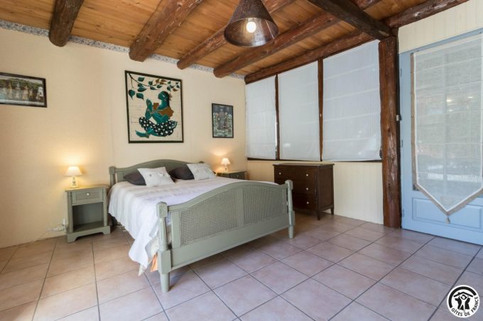 31G100440-199dd521e4594d45b03d978a43471532