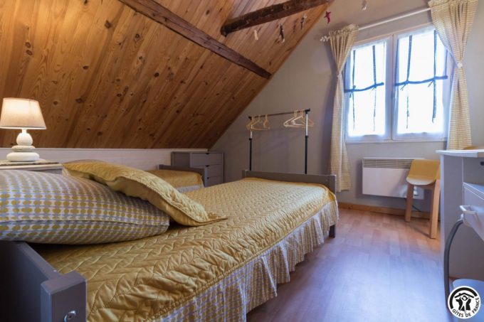 31G100440-1fea20d9e23f4e1eb2a363c8cbb99cf6