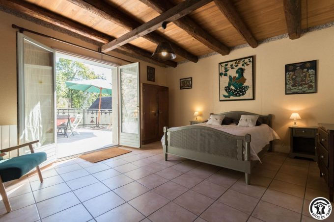 31G100440-7d66a5c5b55b45d2a8f85fac519f0a18