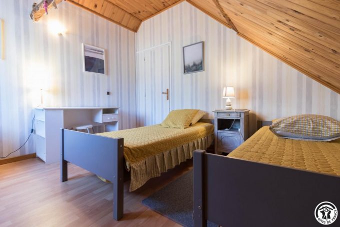 31G100440-d33c63b0cf874233b692f0f0ca89198e