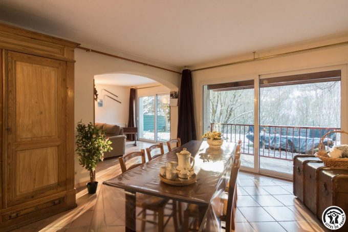 31G100445-506cd9cf5fd246f9b54e493e10e00e59