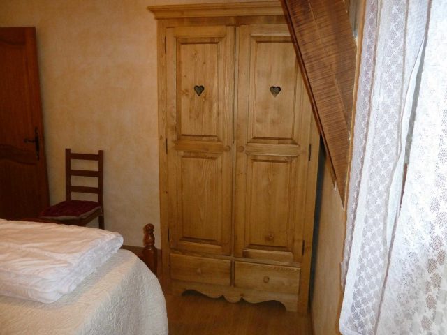 31G100446-95a4e5b0cb574198b076a36f951e8459