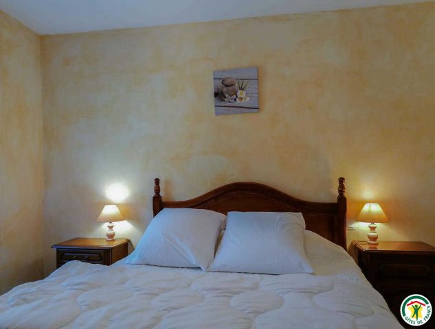 31G100446-cafb63913e51427b84cc33d943f58f0e