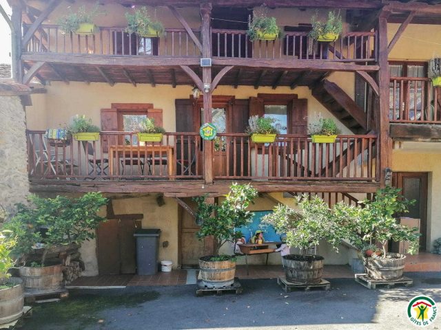 31G100456-36df4fb0a5d34133aa5439c78d84050a