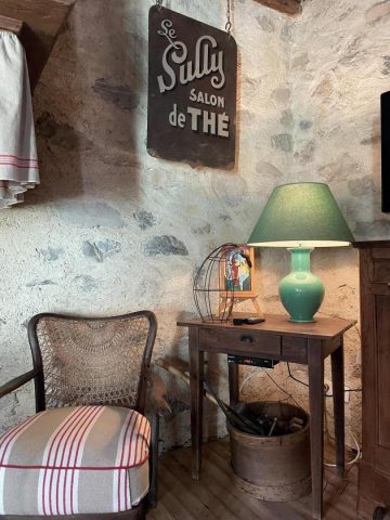 31G100471-7fa89d45ced64a888cf9fd69b50253f7