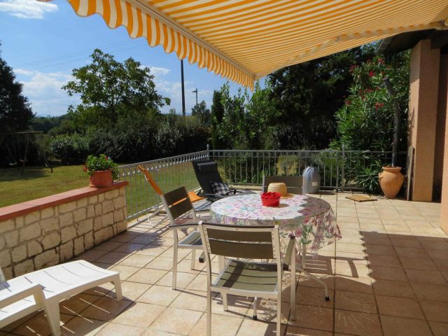 31G100475-2ad57c7a4f4f44b3860ee377b7fe22ce