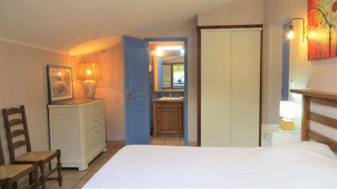 31G100475-6d1c3160562d45e1bf826a4aa5bbeedb