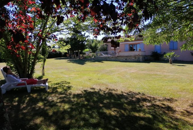 31G100475-aef7ad9811f14577ab106f9becfc1326