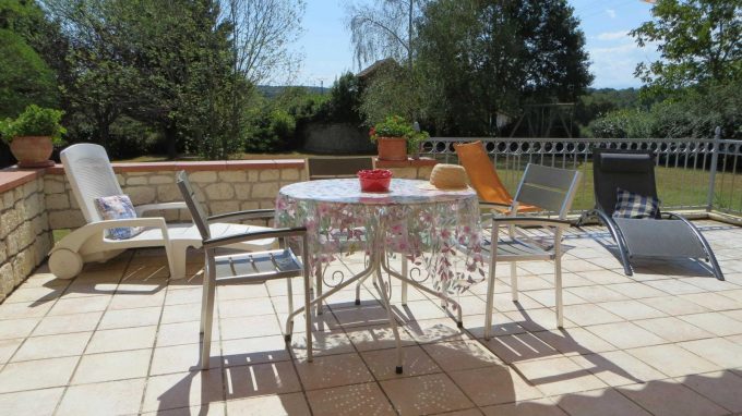 31G100475-b476c8653e584c4f9aab5d3f0a6cf3a8