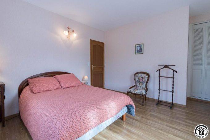 31G100491-b12162e6275b49e3bed928a904b7113d