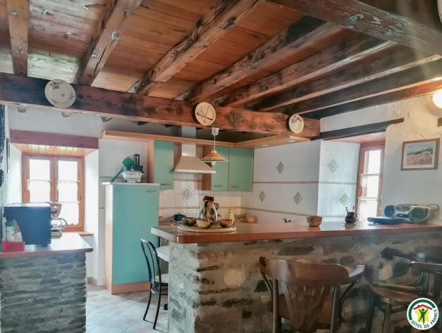 31G100492-a8fb0cc50ece413fa60a0c259be43836