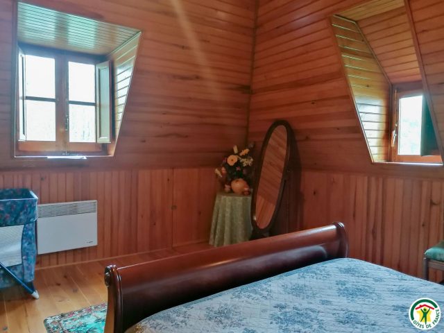 31G100492-e2573b40c6994fdeb4270e2b044fb2f9