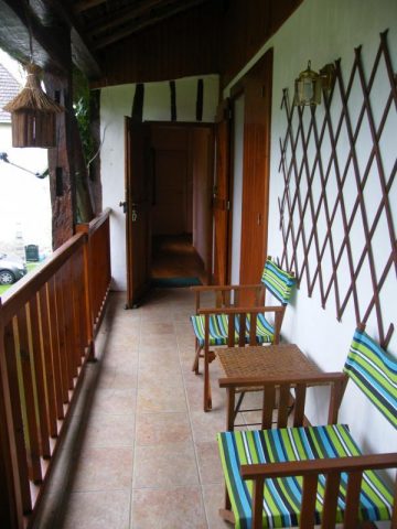 31G100509-4a4262de34374411829b01d46ae67475