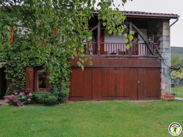 31G100509-94cd0dee15774e46bbdb63a4c2ec660d