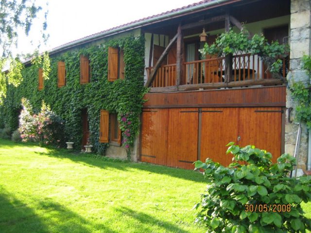 31G100509-a846a085414b484196bff390a7225494