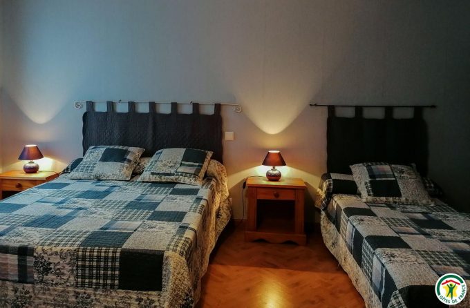 31G100509-c5a2853f0b924969800f8476cd4fc8e9