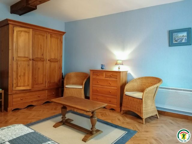 31G100509-f861bd0ae3974c50951e22f22b57264d