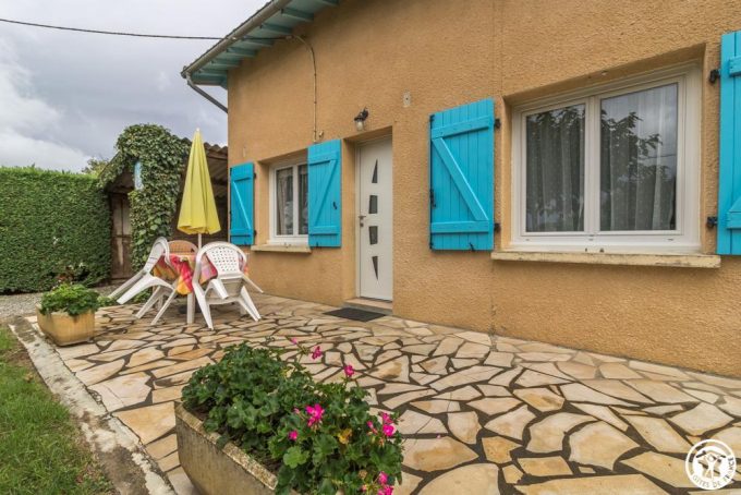 31G100513-02920c19a12a4eb68ba61fb0f8e17f43