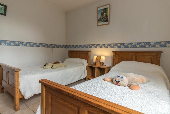 31G100513-2915a76ce27a481bba4f4e1f2be5c80e