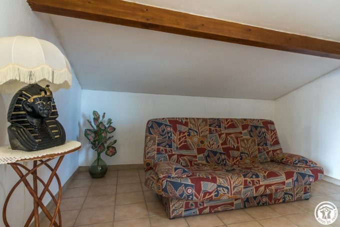 31G100513-59f9cfed68cd43128fe1c10f9b6a9df7