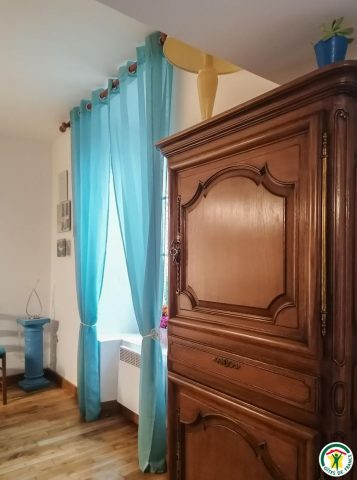 31G100527-2736f9da75dd4f15b0325efd8703ea81