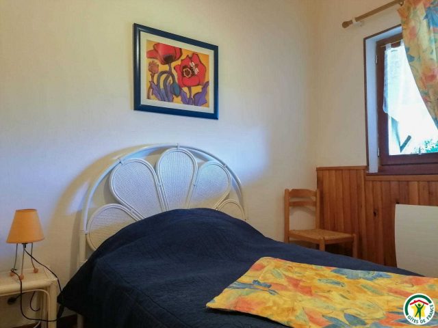 31G100544-b1982a9fea65442da299a99ab009fcad