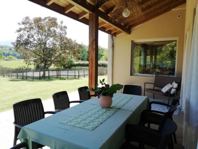 31G100587-fa417f3b7e7840208a43892796025cf7