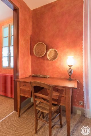 31G100588-138519ad9306475ab2f1cf879e724ab2