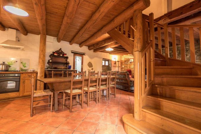 31G100592-284eeedf6797497aa5e8a81466797990