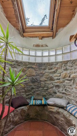 31G100592-28859ce3b22e48b3bb8f43958c4cd7d5