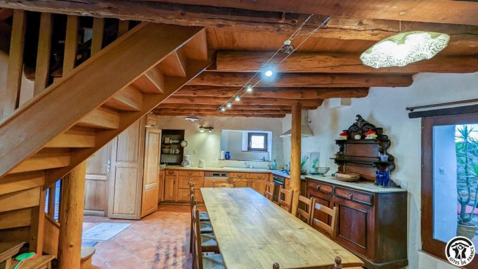 31G100592-47f741f14a384004af28643891584ec2