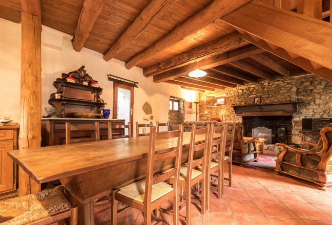 31G100592-66fe41e6c99b4b1e9a2c67b5929d8ada