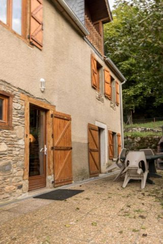 31G100592-7600b56af91c4d29840283c0974b294c