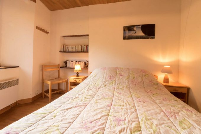 31G100592-8885f2ea998a4d05b3edf4284d944d21