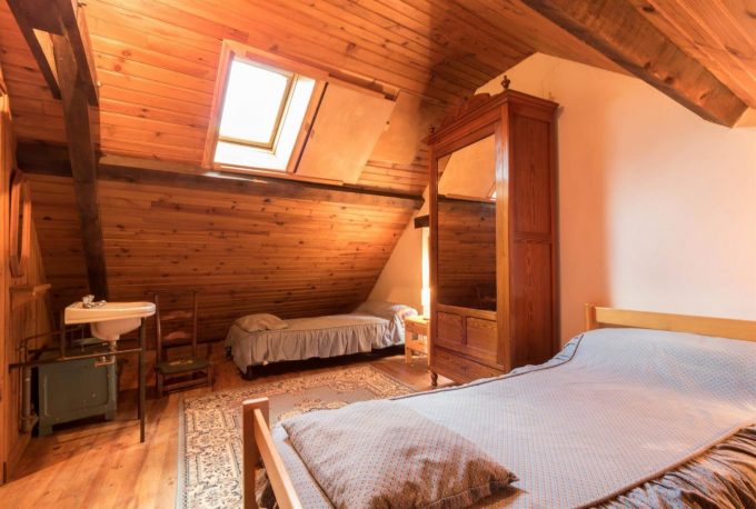 31G100592-be16940ac4eb4f7f91207b3a55d6c470