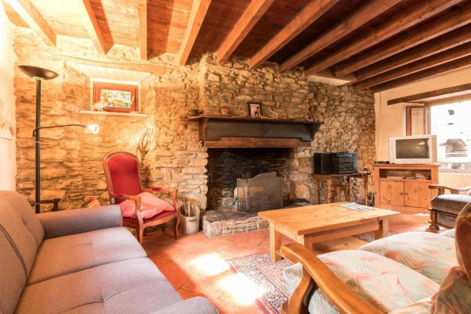 31G100592-c7149016d0c14ce6a759268feaf021dd