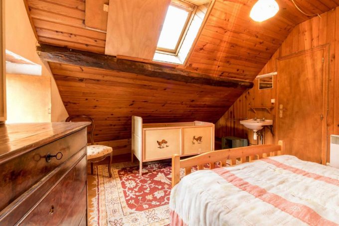 31G100592-dcd9b94201e9423eb2f8723c291d6792