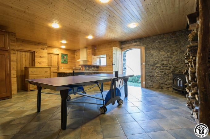 31G100612-36479a194ada405c800751948d4cbd4f