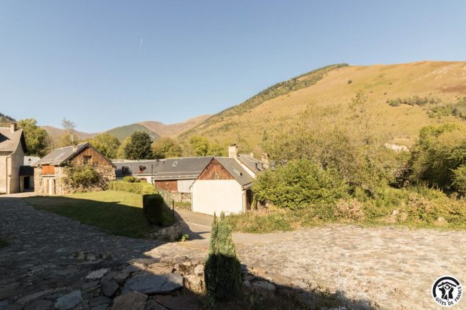 31G100612-db872da57b3a41e6b0d3b5113bc2f8bb