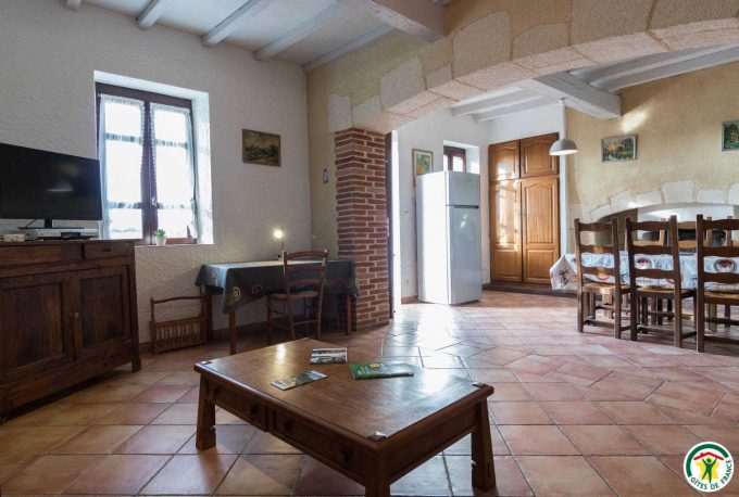 31G100642-e1639b1756954b50a41c463d05065ed0