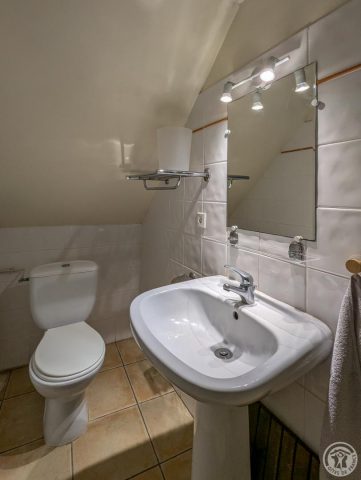 31G100655-040d14463d014eeabeb7ba83b2230622