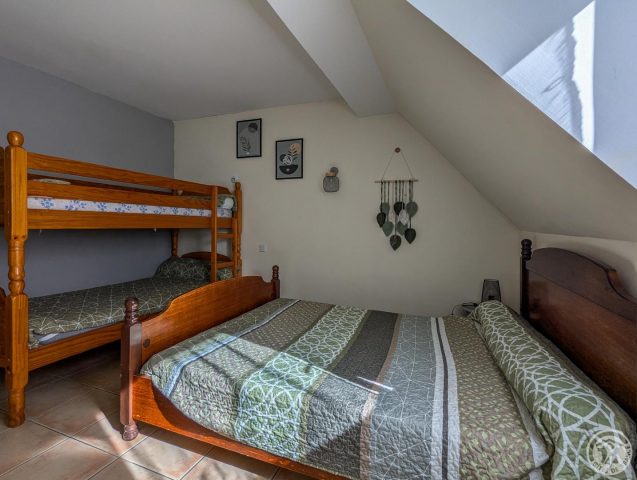 31G100655-11f04ddd0a2d423987e3a5640a77d453