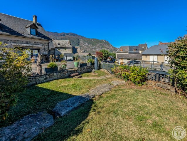 31G100655-9c8be21da5dd4da2ace3695ce2669d1c